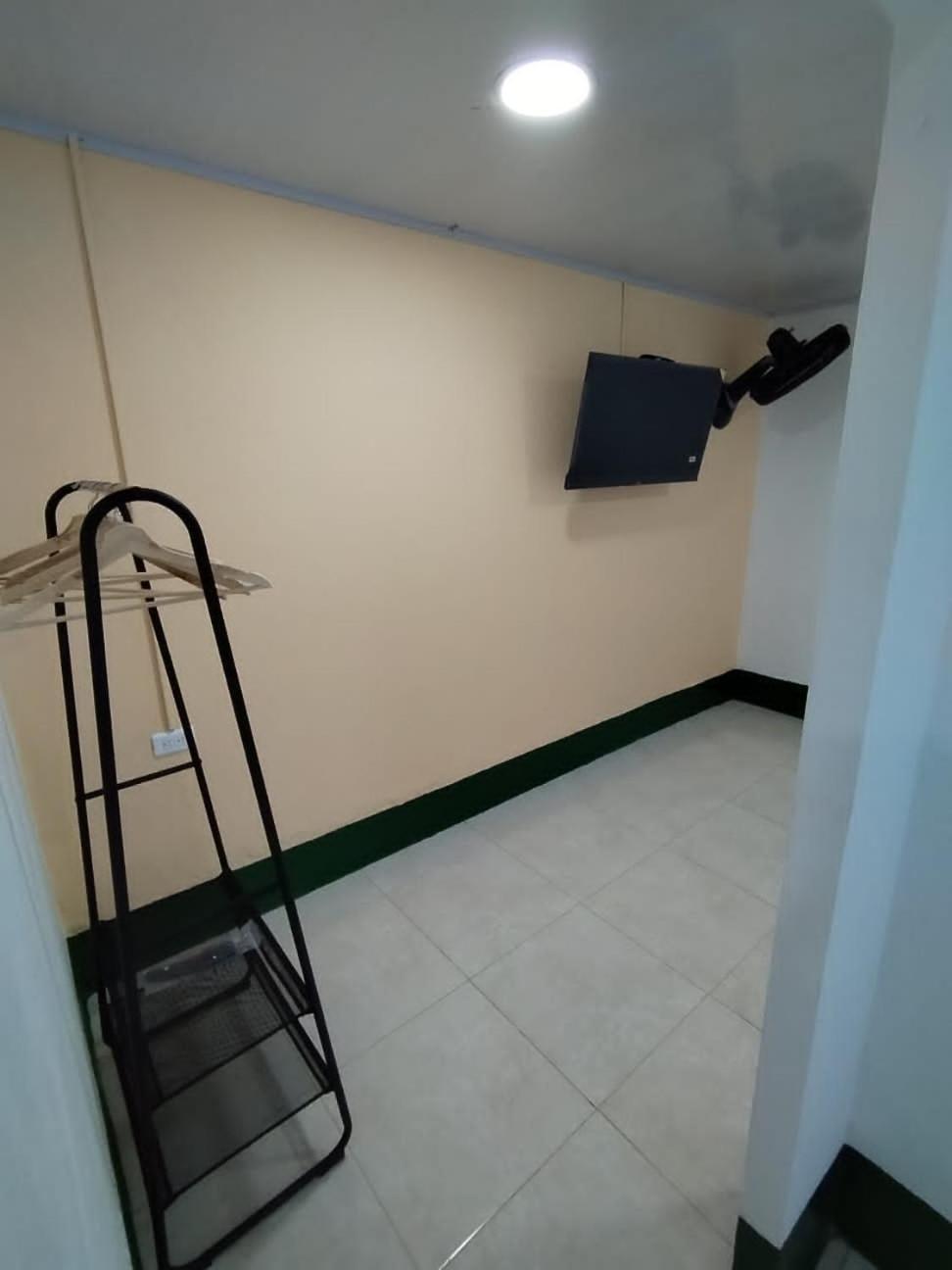 Celestino - Casa De Huespedes Homestay Guaduas